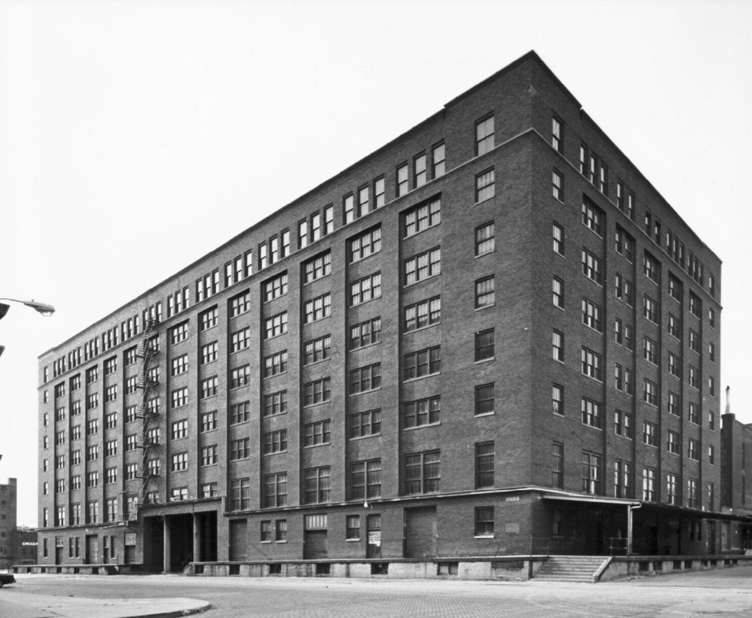 15. John Deere Plow Co. Bldg 402 S. 9th 1986 - Lynn Meyer.jpg